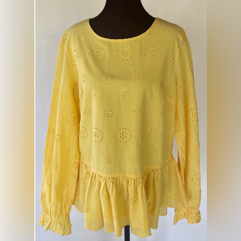 NWOT Crown and Ivy Yellow Eyelet Peplum Blouse | Tie Neck Long Sleeve